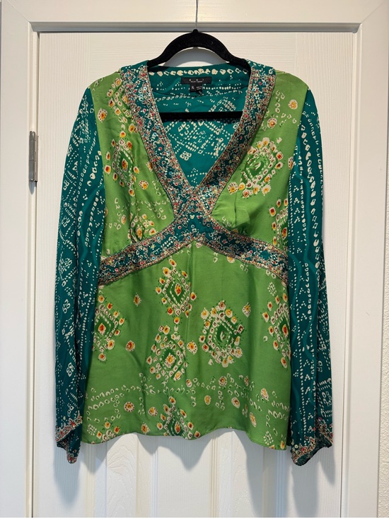 ECI Tops - Women’s 100% Silk Boho Bandhni Blouse